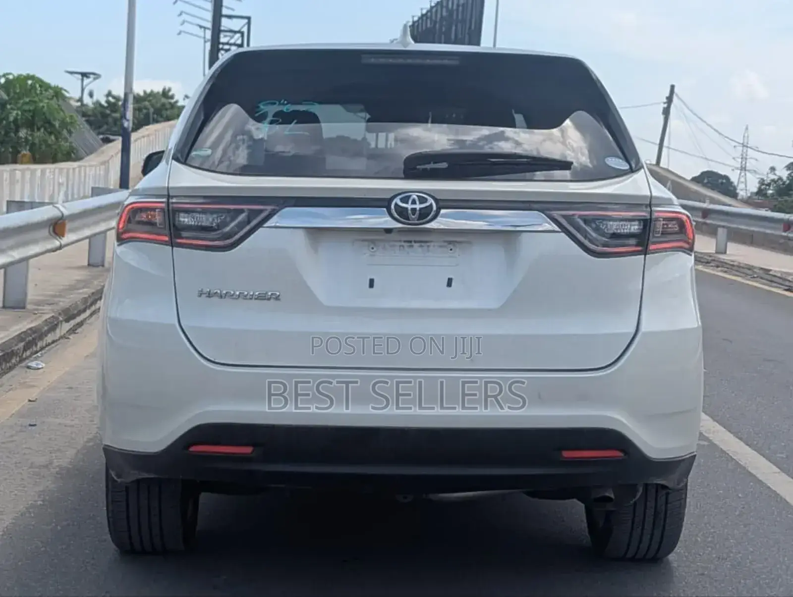 Toyota Harrier 2.5 Hybrid 4WD 2015 White