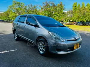 Toyota Wish 2005 Gray