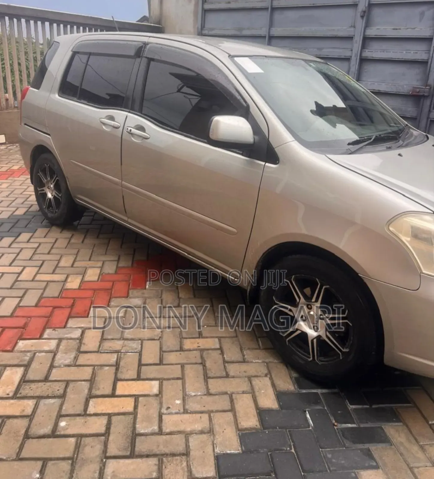 Toyota Raum 1.5 AWD 2009 Silver