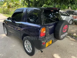 Toyota RAV4 Base AWD 2001 Blue