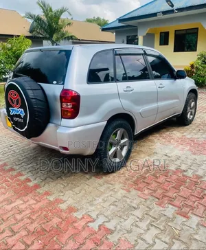 Toyota RAV4 1.8 2005 Silver