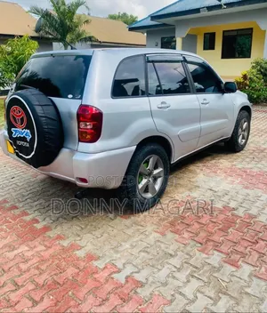 Toyota RAV4 1.8 2005 Silver