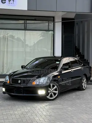 Toyota Crown Royale 2005 Black