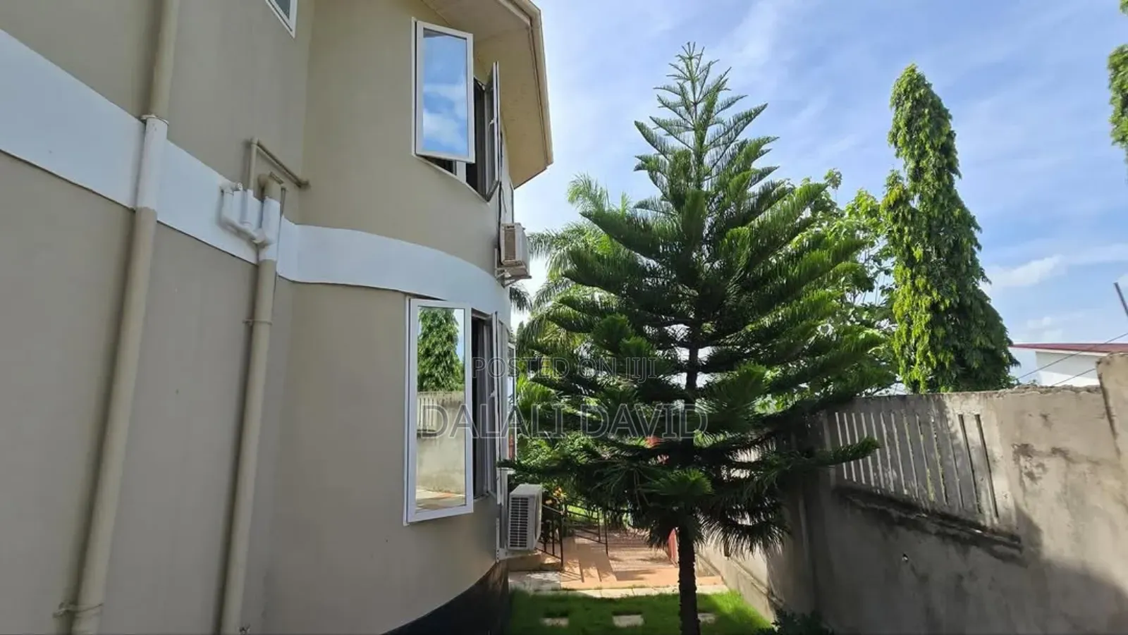 4bdrm House in Goba Center for sale