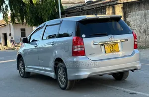 Toyota Wish 2003 Silver
