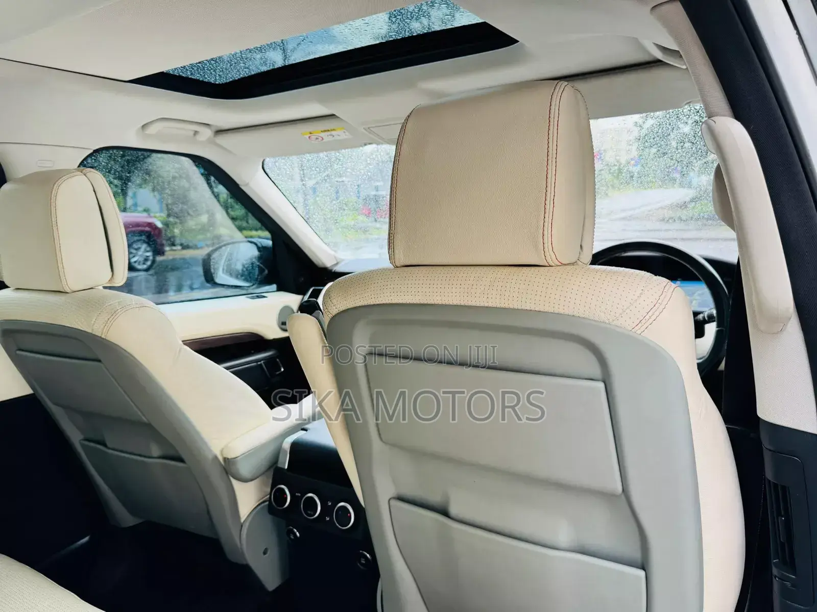Land Rover Discovery HSE 4x4 2018 White