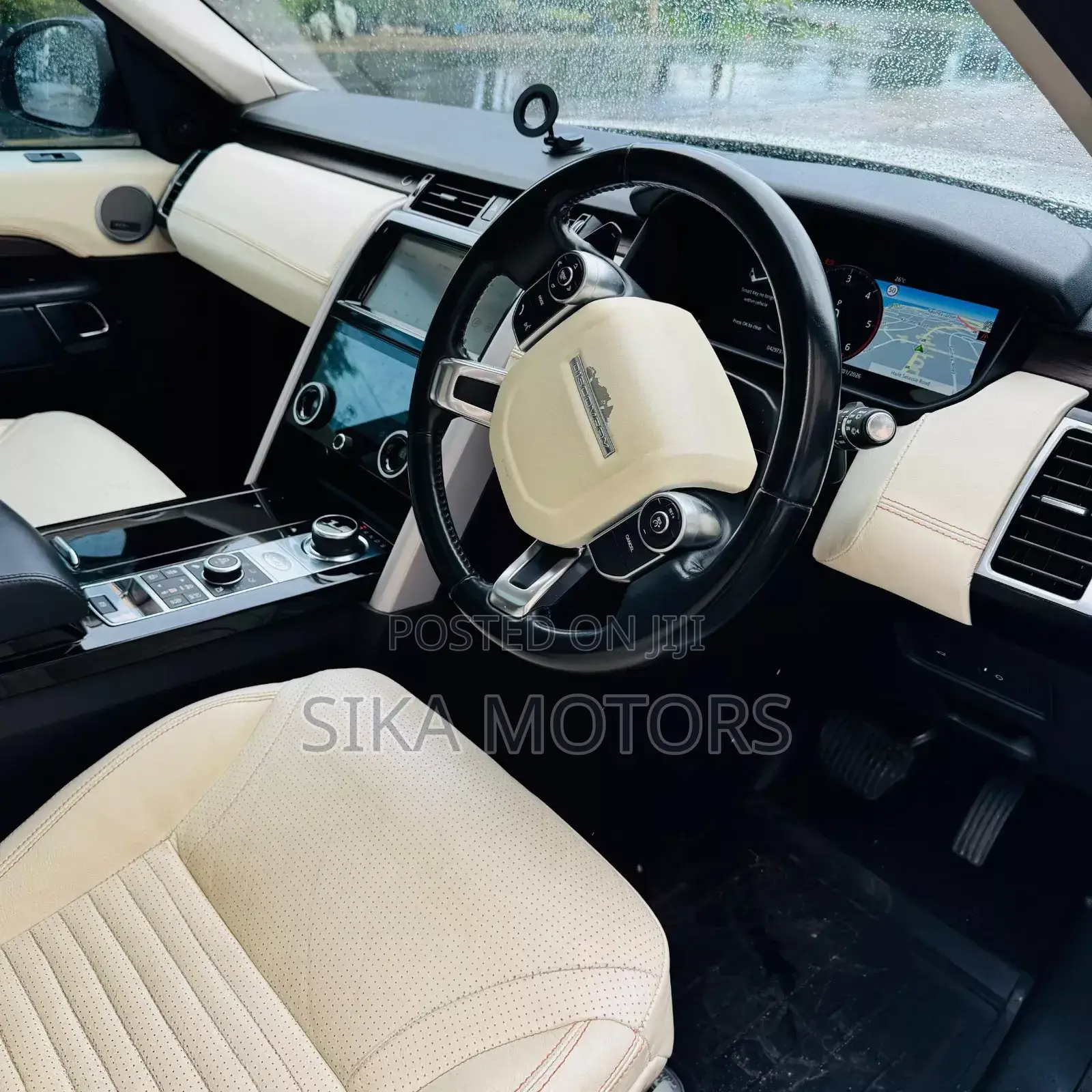 Land Rover Discovery HSE 4x4 2018 White