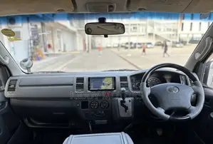Toyota HiAce 2008 Pearl