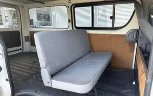 Toyota HiAce 2008 Pearl