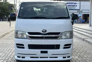 Toyota HiAce 2008 Pearl