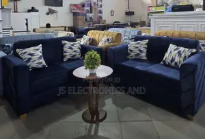 Sofa Za Watu Wawili Set 2:2 Ni Mzuri Na Imara Zote Free Delivery