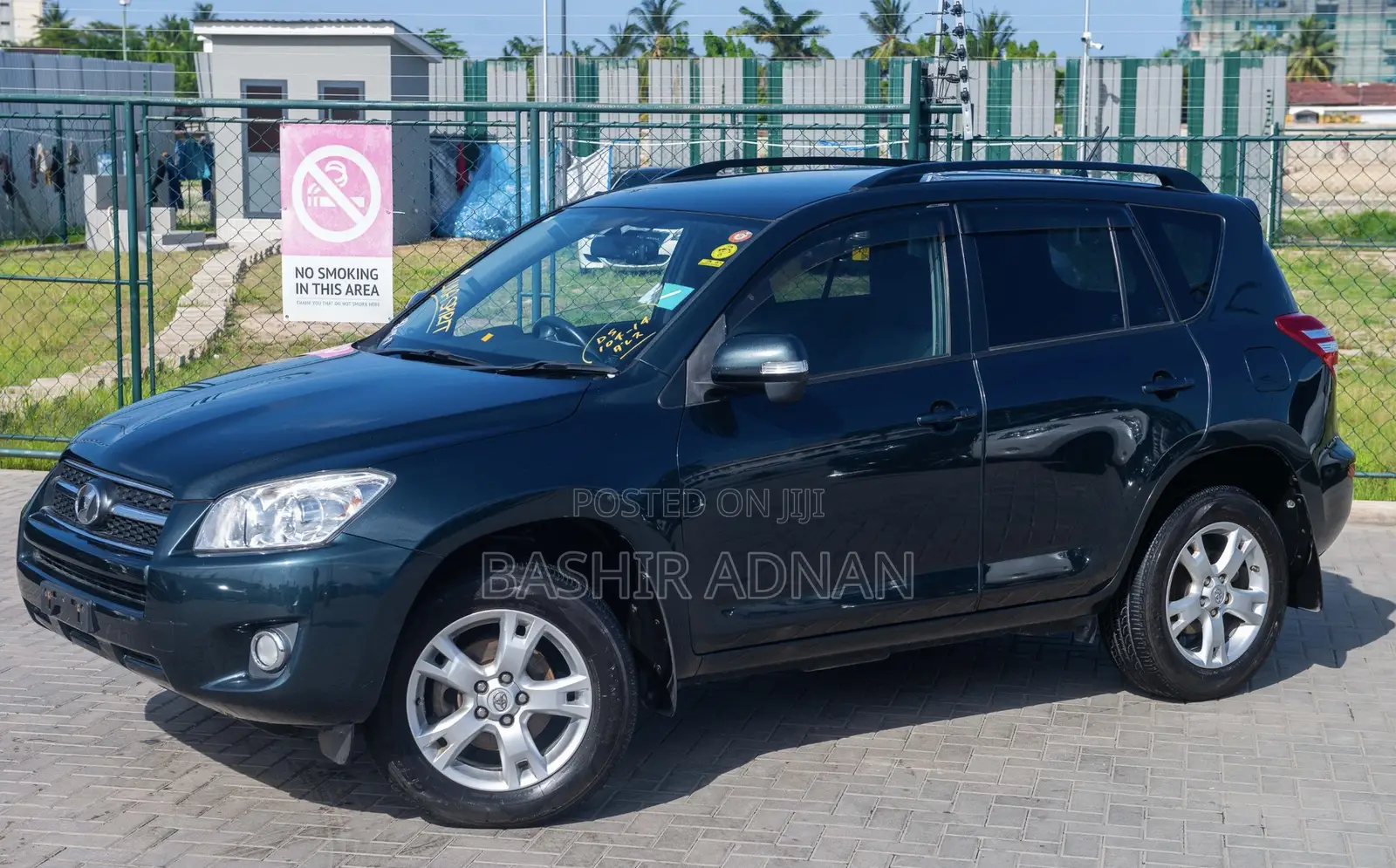 Toyota RAV4 2009 Green