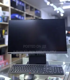 New Lenovo ThinkCentre Neo 30A 16GB Intel Core 3 SSD 512GB