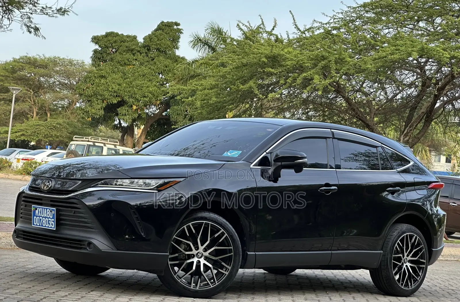 Toyota Harrier 2022 Black