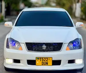 Toyota Crown 2007 White
