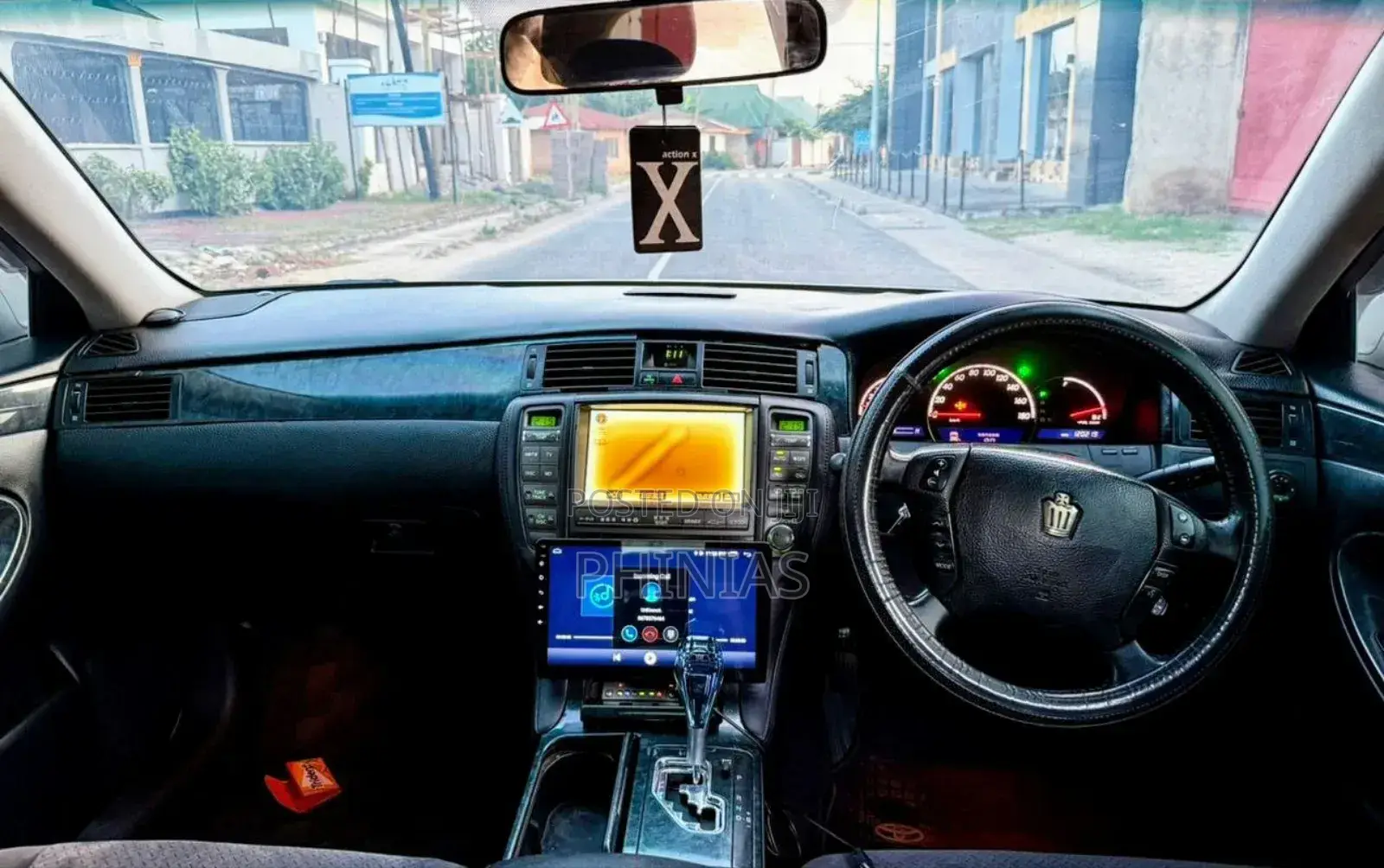Toyota Crown 2007 White