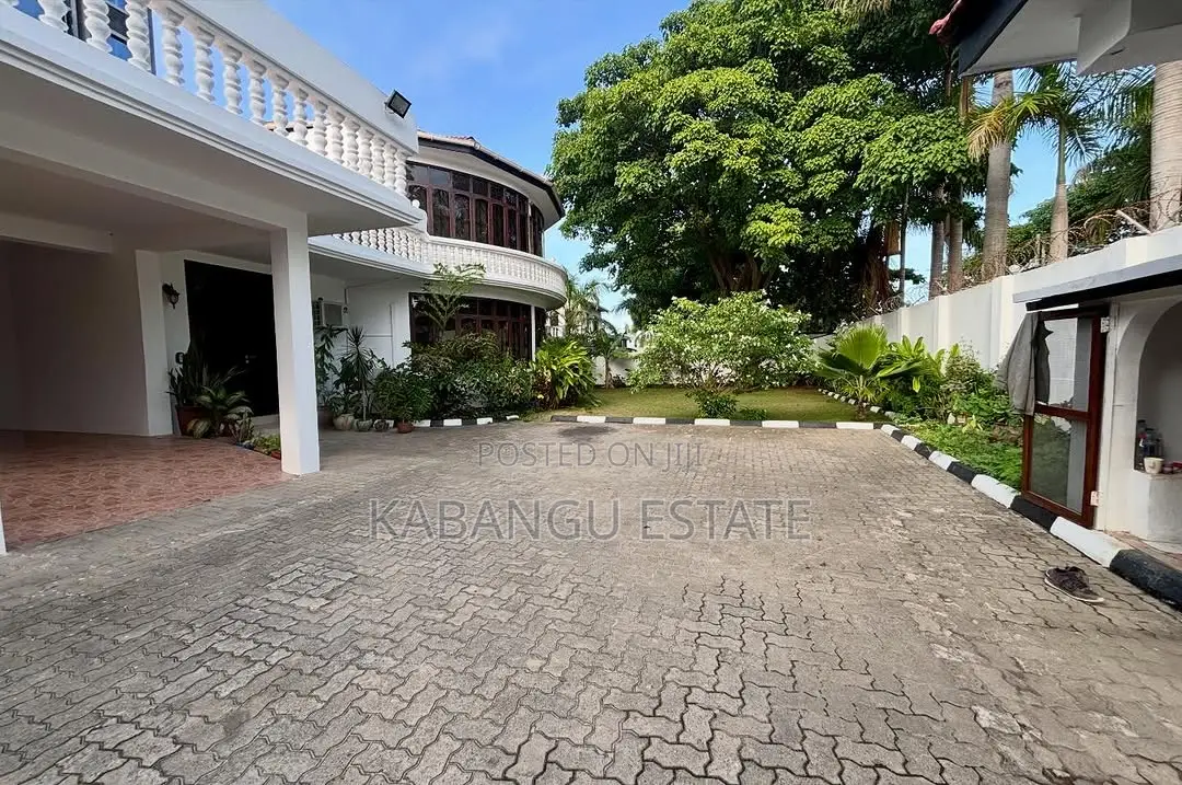 5bdrm House in Masaki for rent