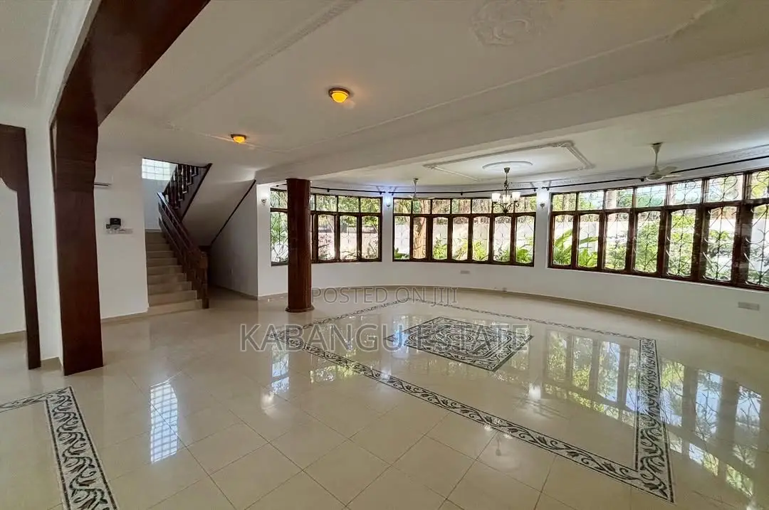 5bdrm House in Masaki for rent