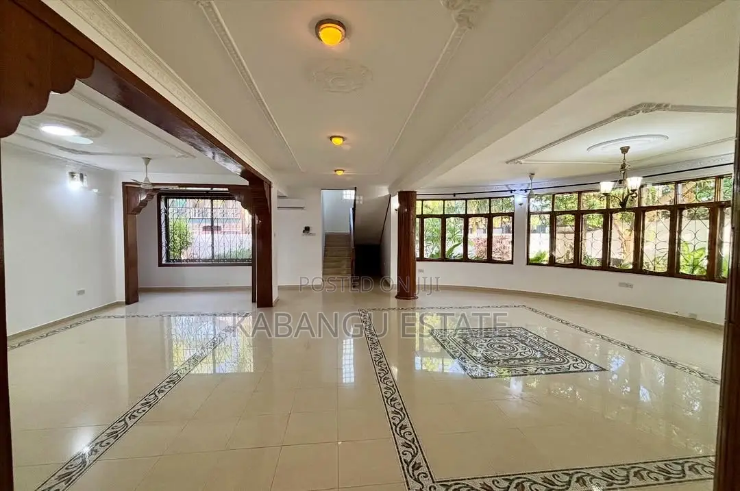 5bdrm House in Masaki for rent
