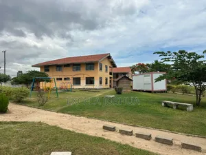 Shule Inauzwa Bahari Beach Dar-Es-Salaam