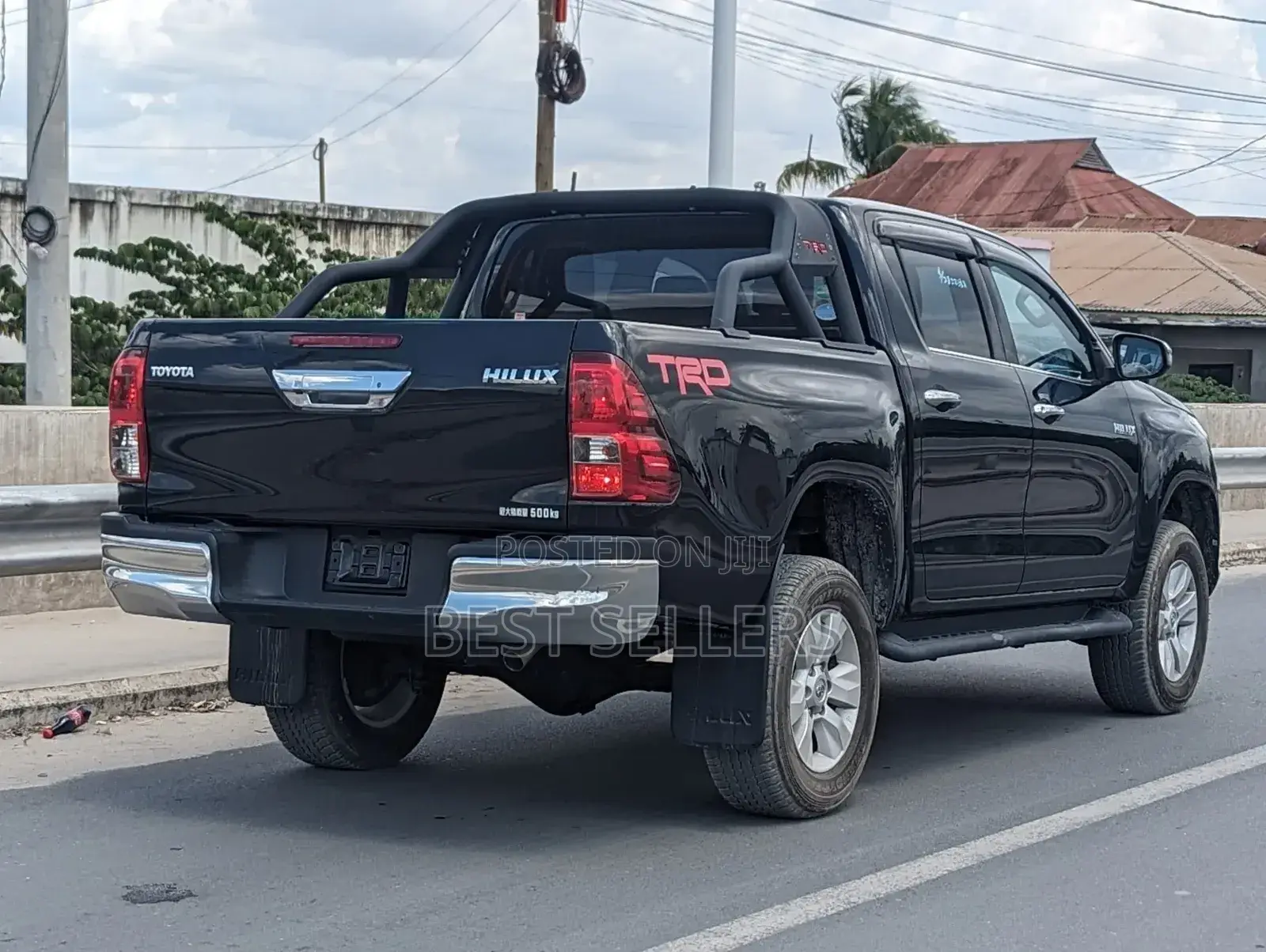 Toyota Hilux SR 4x4 2019 Black