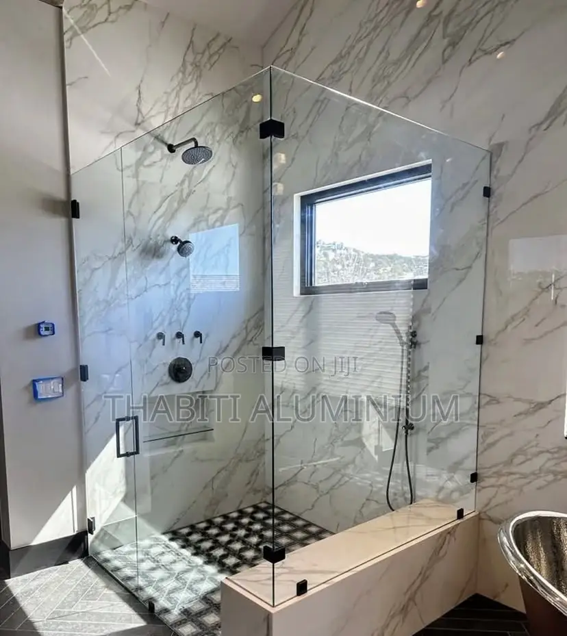 Choo Cha Kioo Kitupu (Fremless Toilets Door)