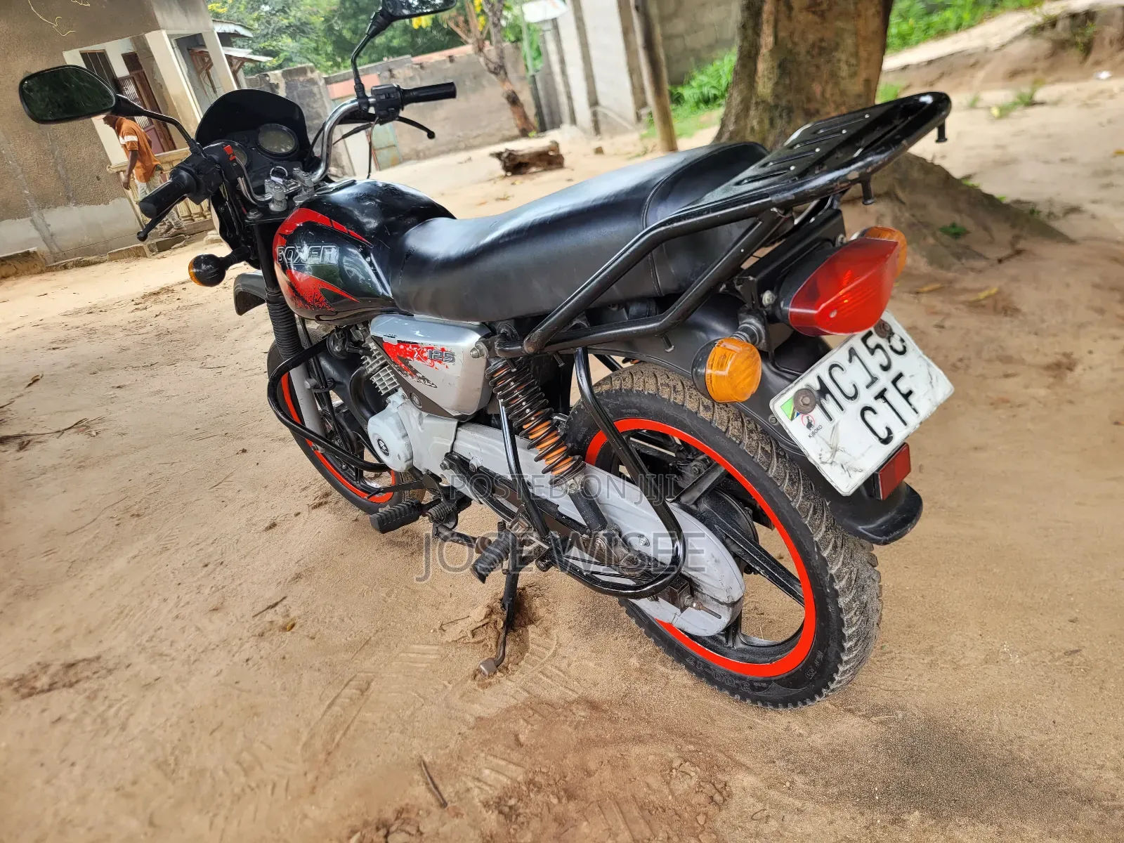 Bajaj Boxer X125 2025 Black