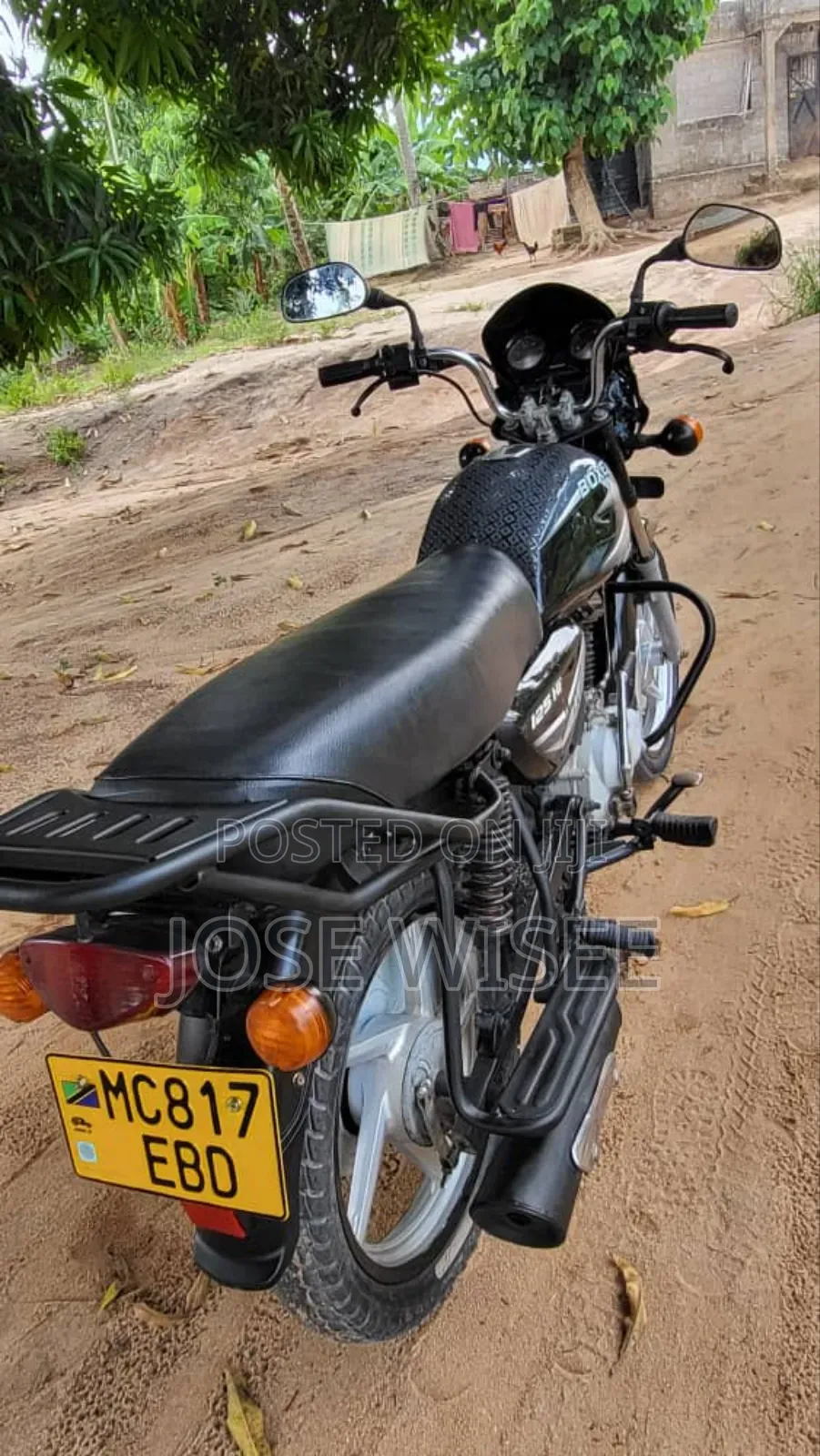 Bajaj Boxer 125 2025 Black