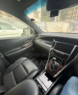 Toyota Harrier 2.0 2016 White
