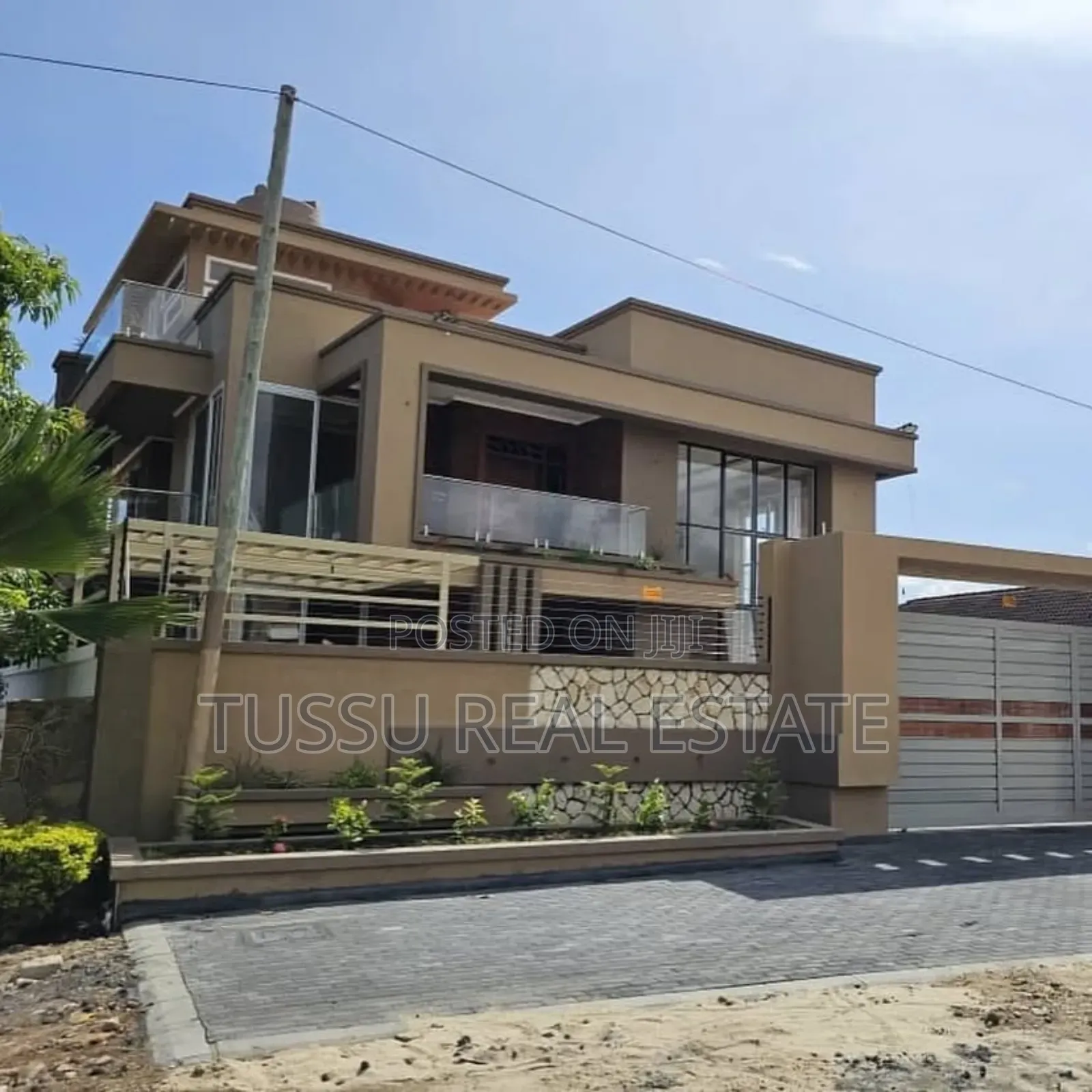 4bdrm House in Mbezibeach for sale