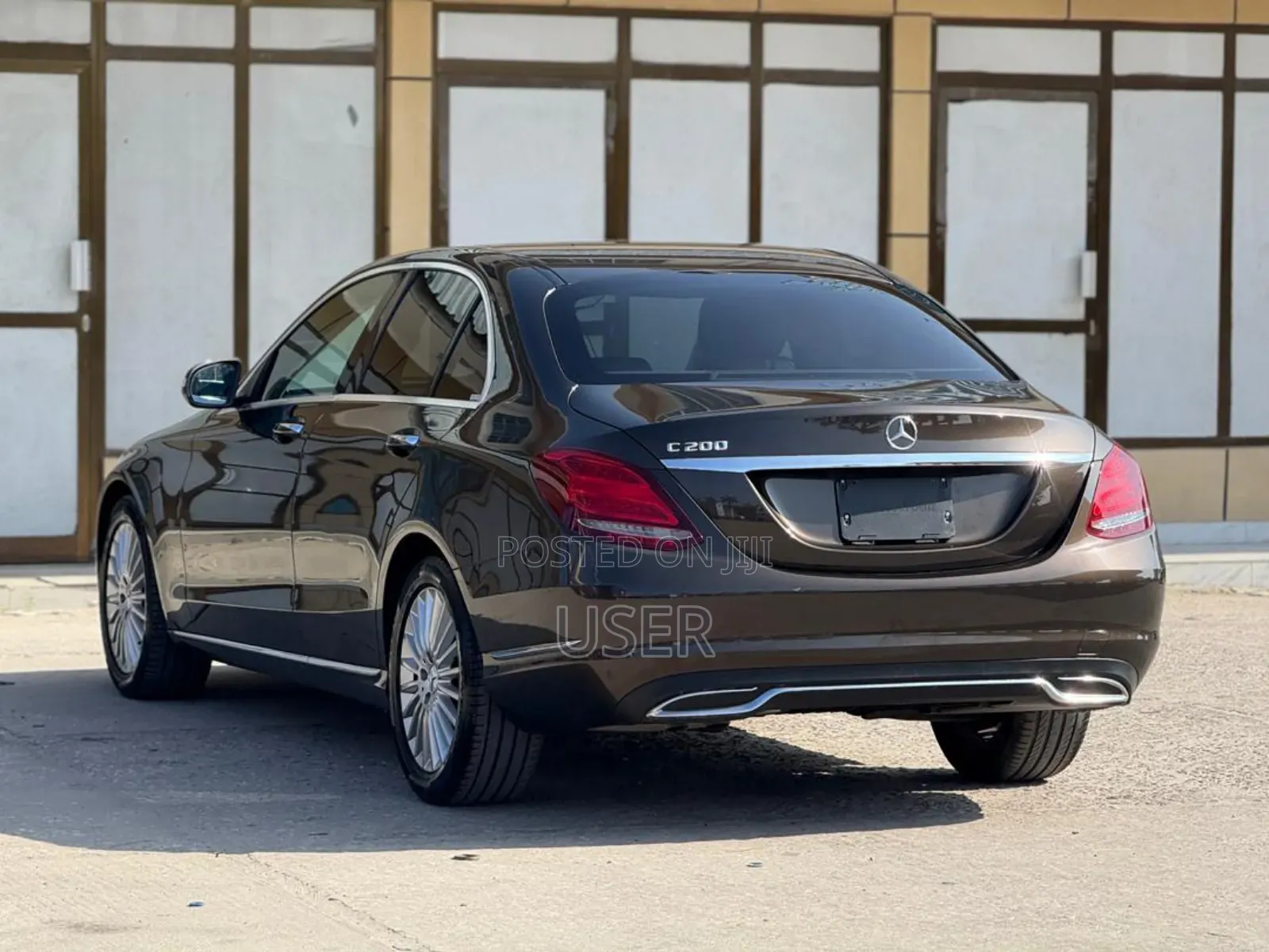 Mercedes-Benz C200 2015 Brown
