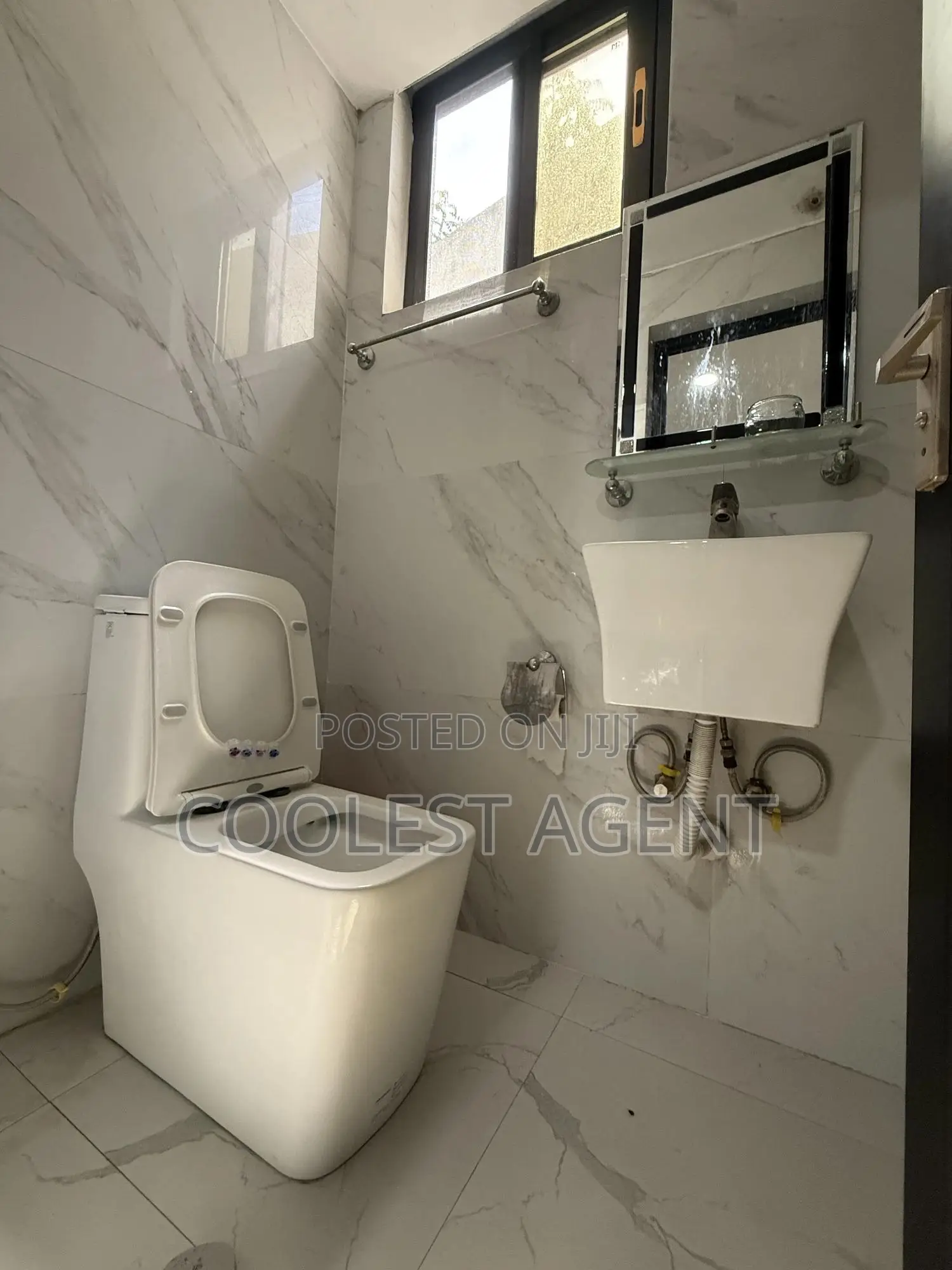 Furnished 1bdrm Apartment in Coolest Estate, Oyster Bay for rent