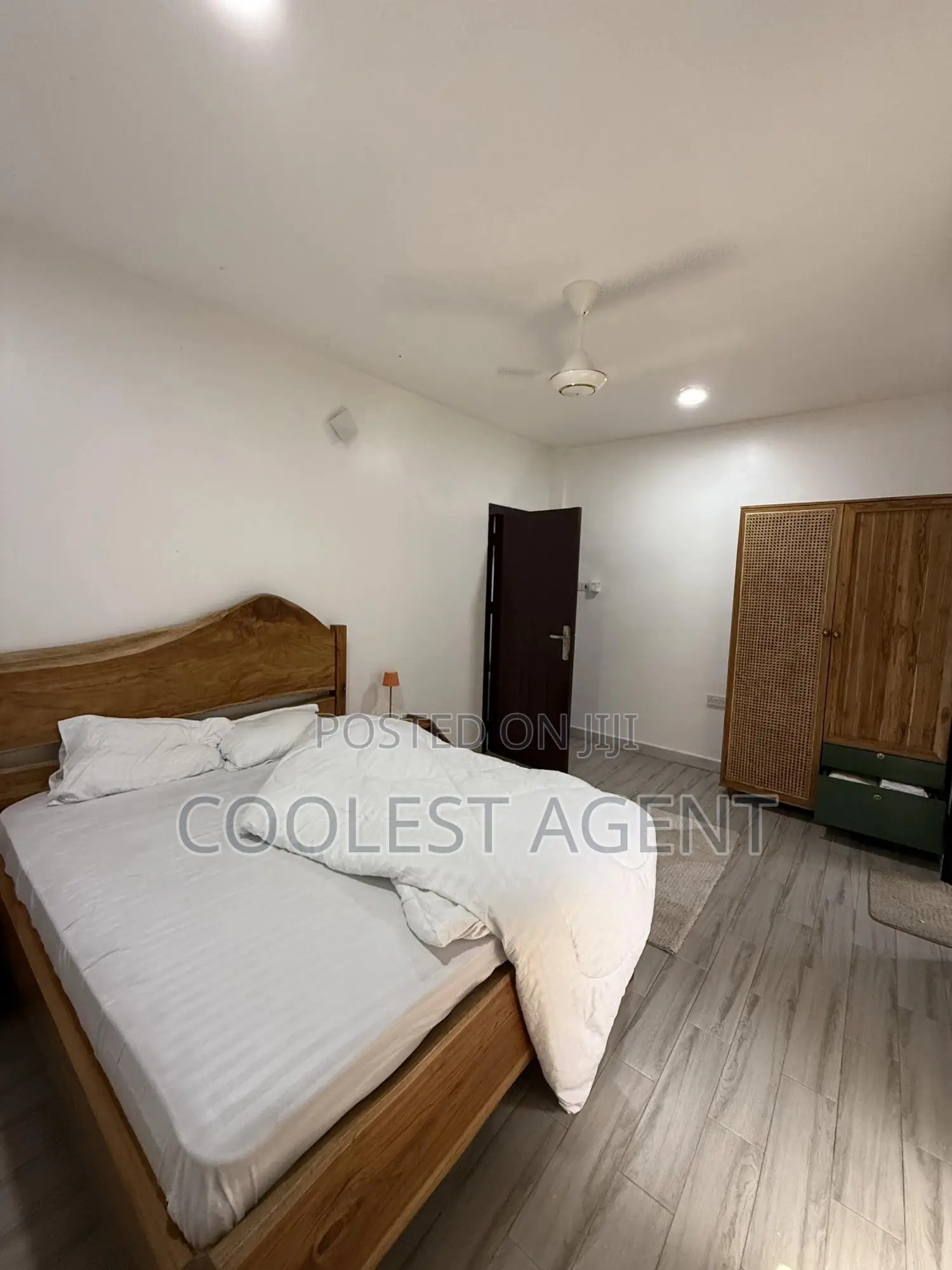 Furnished 1bdrm Apartment in Coolest Estate, Oyster Bay for rent