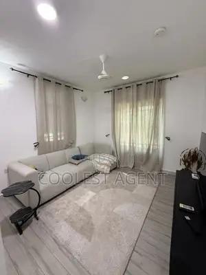 Furnished 1bdrm Apartment in Coolest Estate, Oyster Bay for rent
