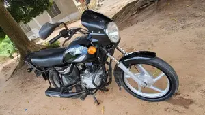 Bajaj Boxer 125 2025 Black