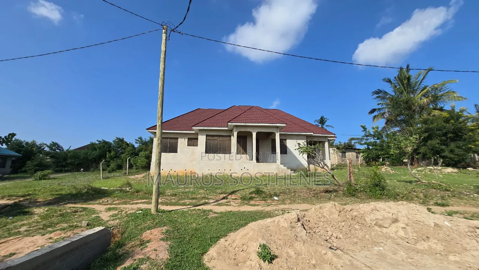 4bdrm House in Madale Mivumoni, Kunduchi for sale