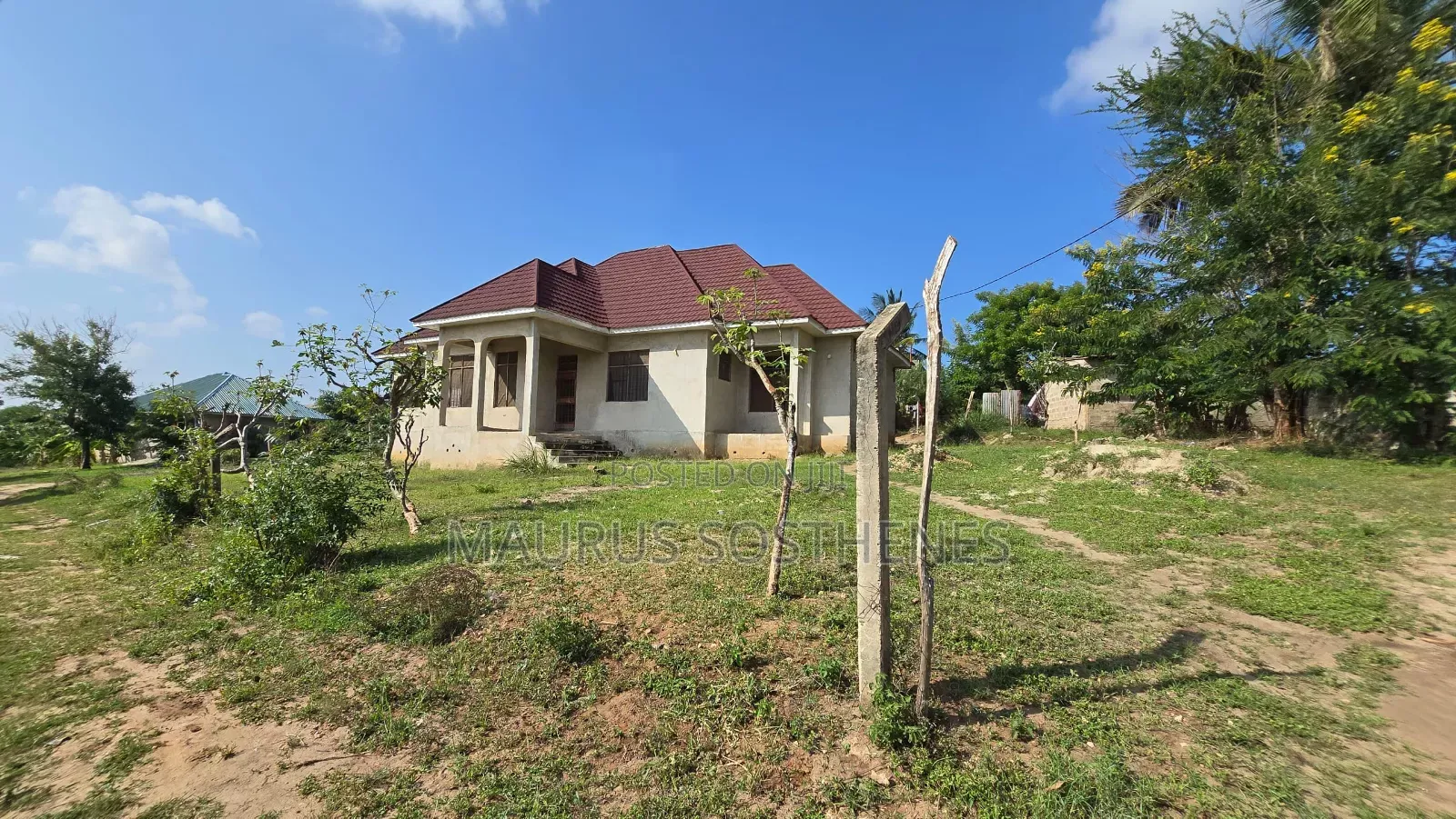 4bdrm House in Madale Mivumoni, Kunduchi for sale
