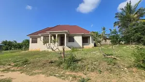 4bdrm House in Madale Mivumoni, Kinondoni for sale