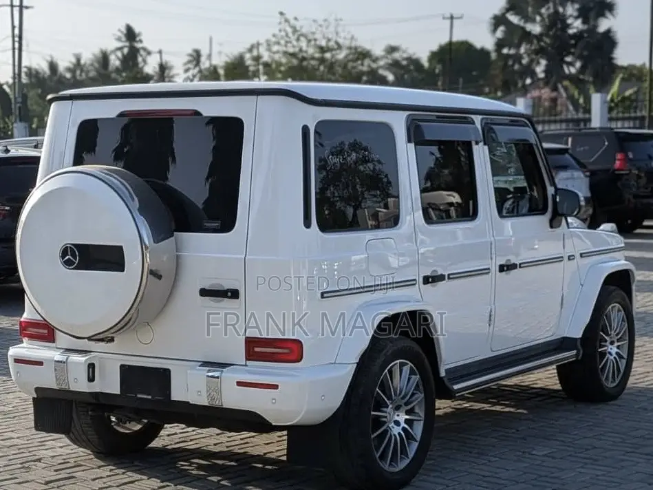 Mercedes-Benz G-Class 2023 White