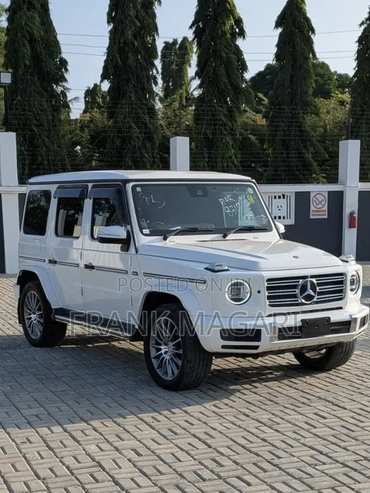 Mercedes-Benz G-Class 2023 White