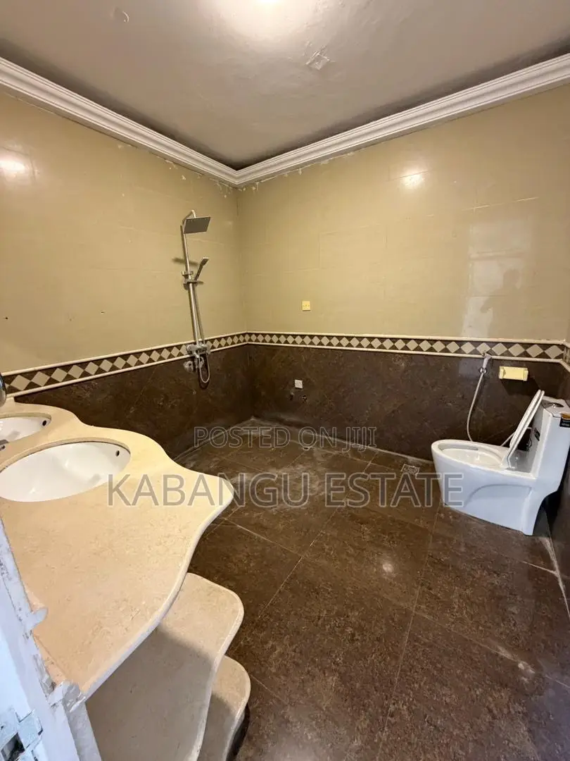 4bdrm Villa in Masaki for rent