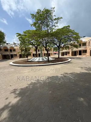 4bdrm Villa in Masaki for rent