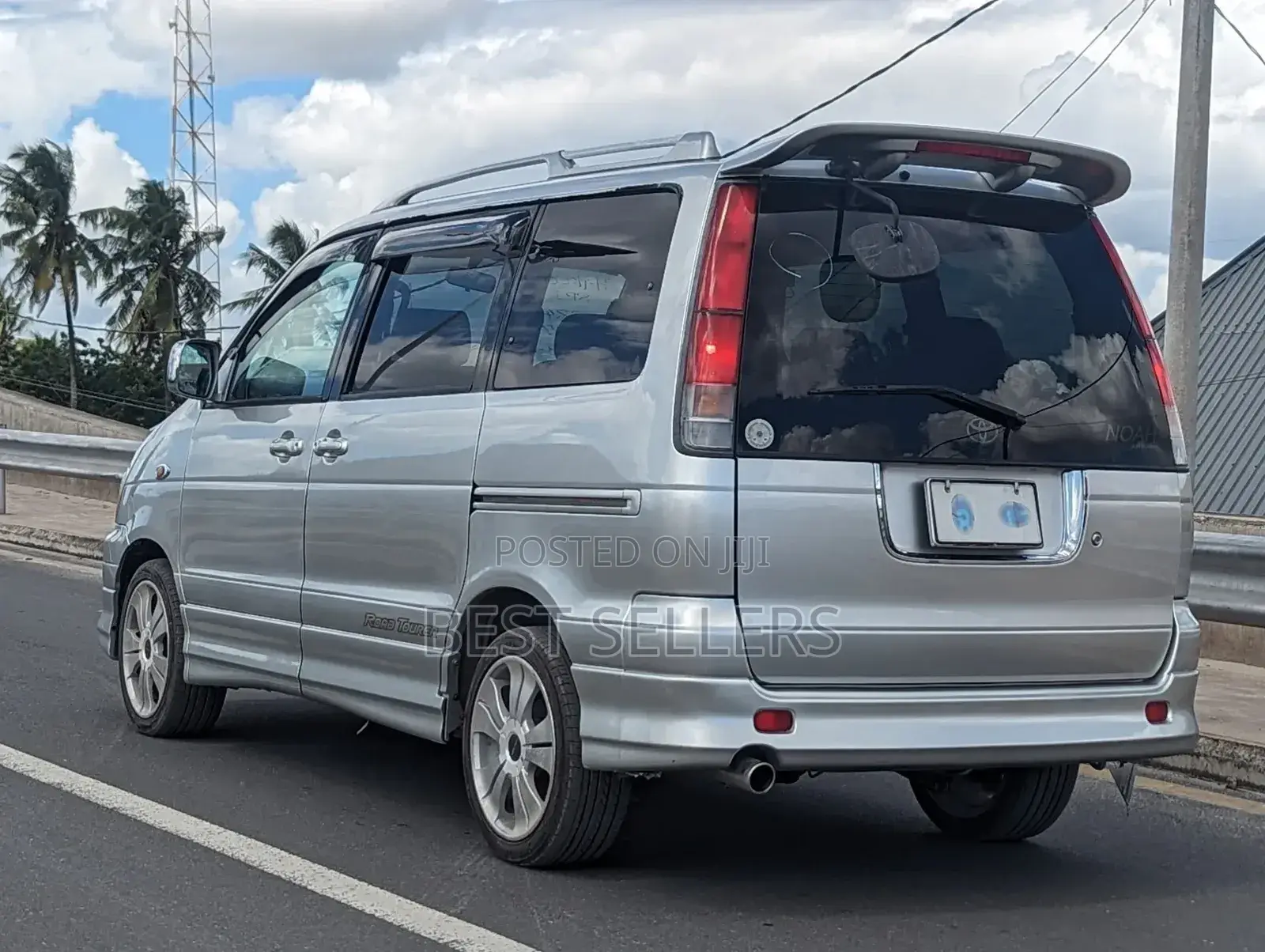 Toyota LiteAce Noah 1999 Silver