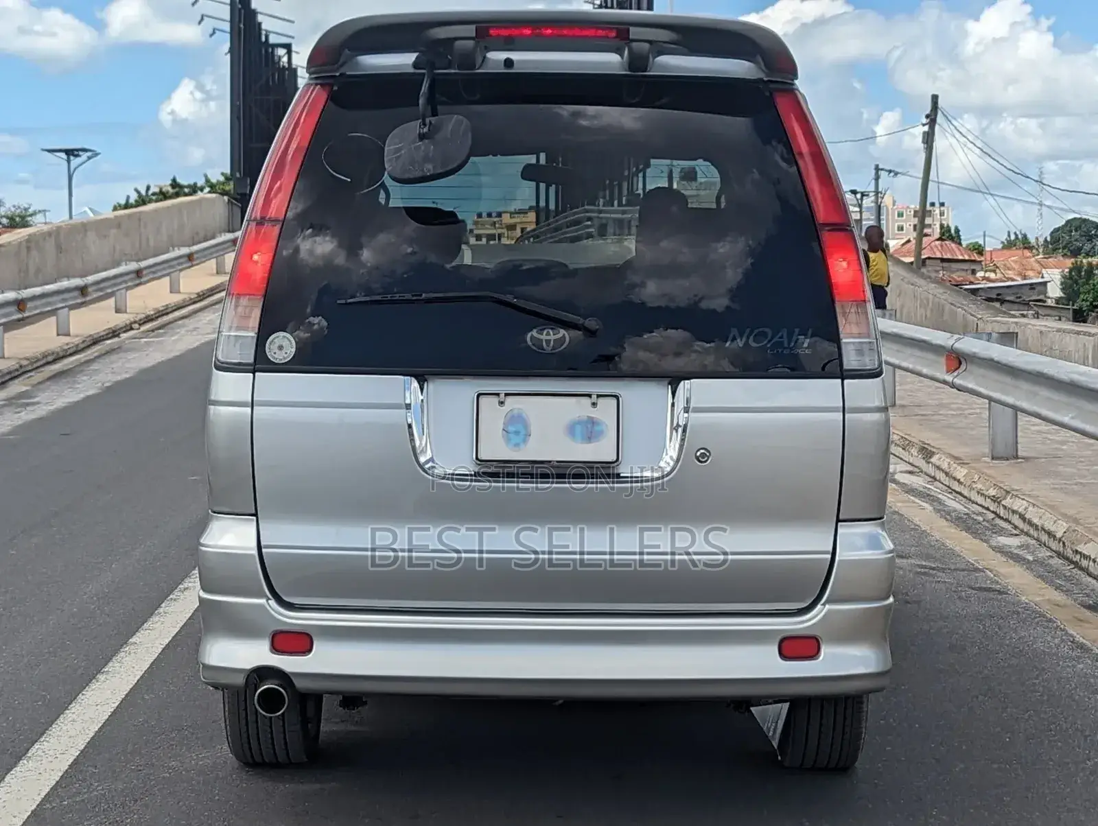 Toyota LiteAce Noah 1999 Silver