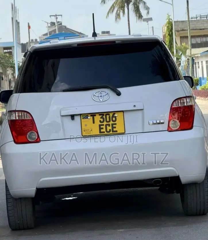 Toyota IST 2007 Pearl