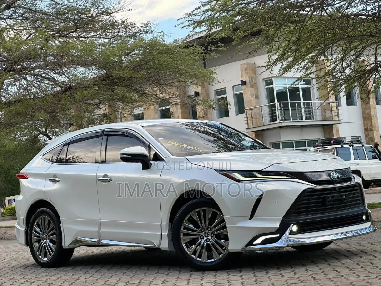 Toyota Harrier 2021 White