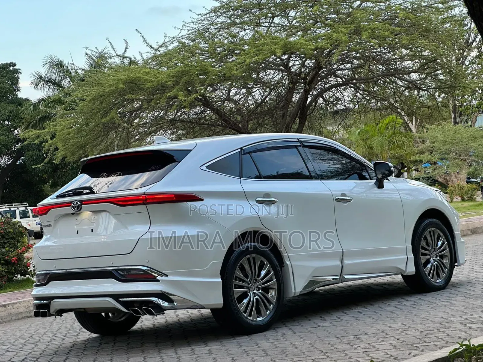 Toyota Harrier 2021 White