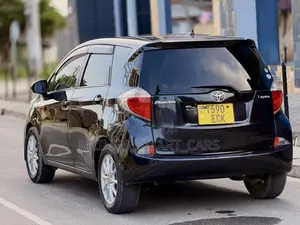 Toyota Ractis 2012 Black