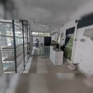 Dar Kariakoo: Fremu Kubwa Sana Inapangishwa