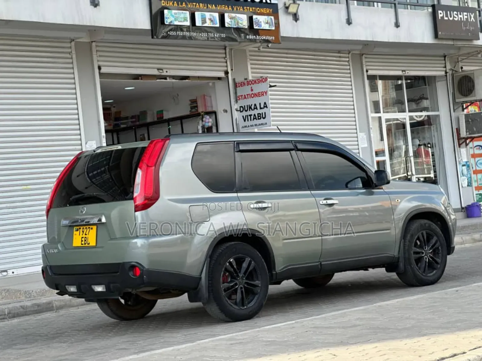 Nissan X-Trail 2010 Gray